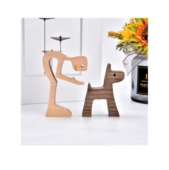 Người và hươu gỗ